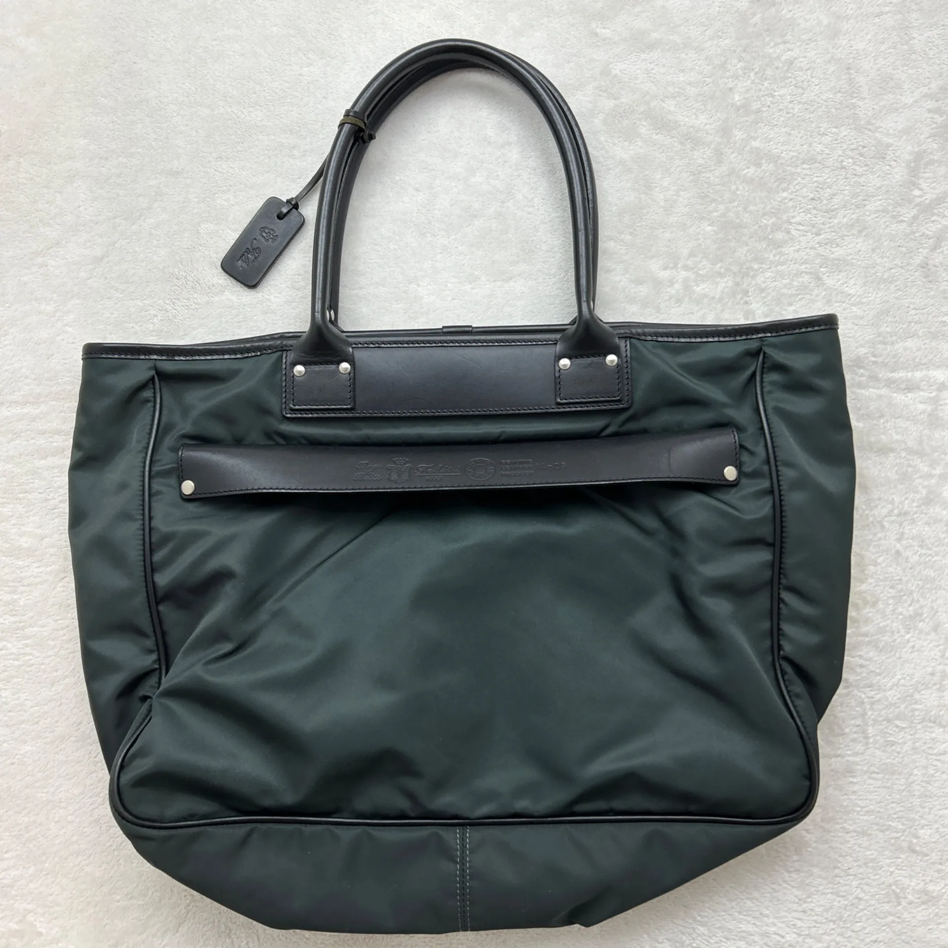 フェリージ レザー ナイロン トートバッグ