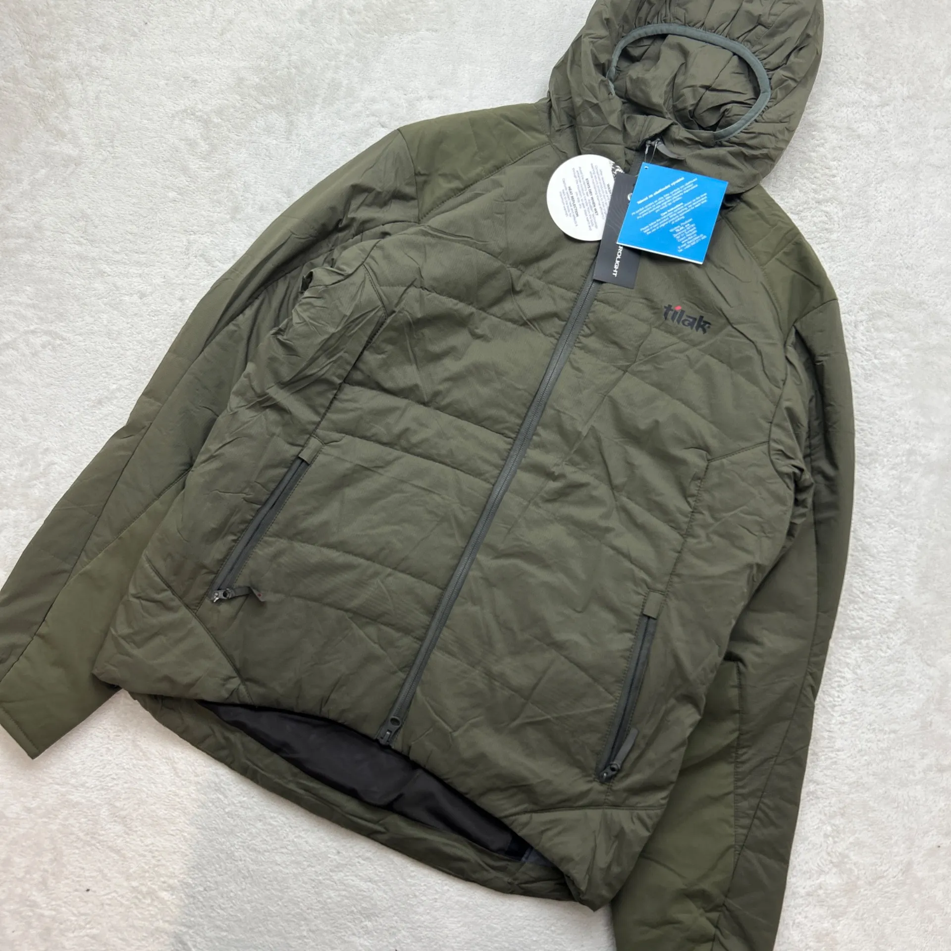 ティラックtilak ナイロンジャケット